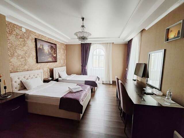 Гостиница Astra Новокузнецк-77